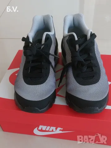 Маратонки Nike 35.5, снимка 3 - Детски маратонки - 56336944