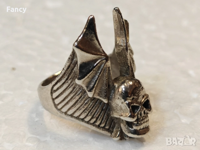 Рокерски пръстен от 80 те, снимка 10 - Антикварни и старинни предмети - 52080317