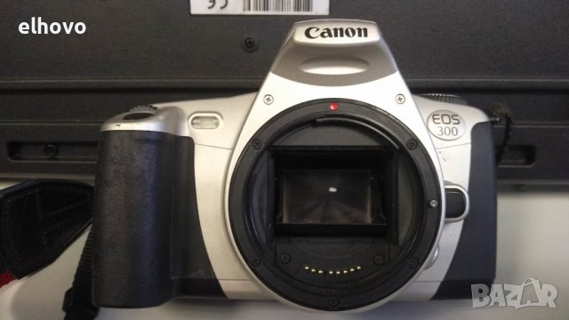 Фотоапарат Canon EOS 300, снимка 2 - Фотоапарати - 38944353