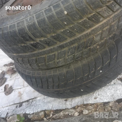 Две джанти от Рено със зимни  гуми, снимка 5 - Гуми и джанти - 50460310