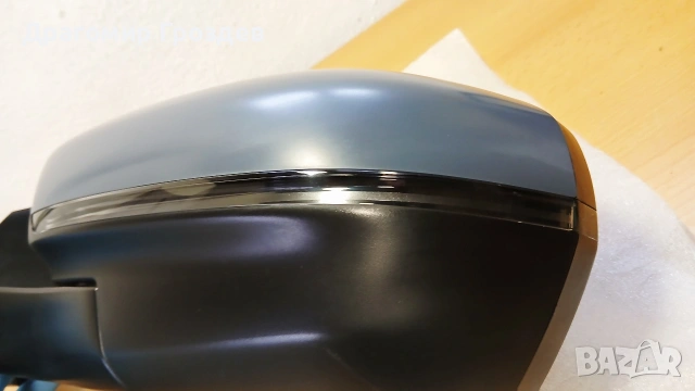 Ляво огледало с 8+8 пина, Камера и мъртва зона за Peugeot 3008, 5008 / Пежо 3008, 5008 (2016-2024), снимка 2 - Части - 53227617