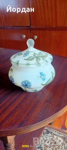 Стъклена захарница / бонбониера