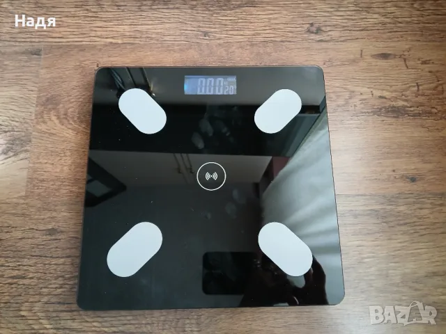  Електронен кантар с Bluetooth