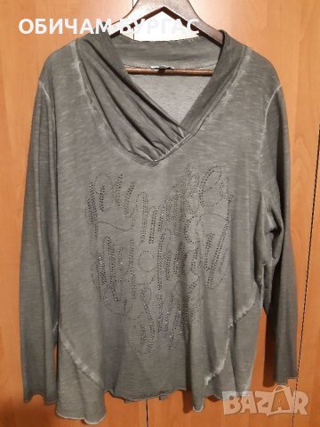 ЛИКВИДАЦИЯ 4XL ЕФЕКТНА ТУНИКА С ЦВЯТ КАКИ И НАДПИСИ С МАЛКИ КАПСИ