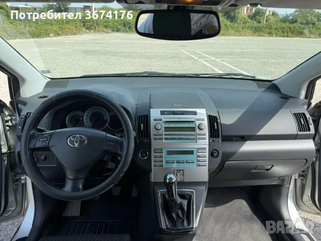 Toyota Corolla Verso, снимка 3 - Автомобили и джипове - 55857733