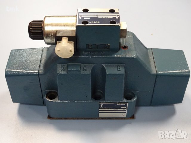 Хидравличен разпределител Bosch 0810 010 952, 0810 091 404 96VDC directional control valve, снимка 4 - Резервни части за машини - 37836095