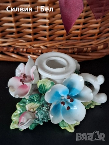 Винтидж свещник *Capodimonte* , снимка 11 - Декорация за дома - 51893367