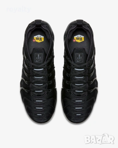 Спортни Нови Оригинални Обувки Nike Air VaporMax Plus Black/Black/Dark Grey, снимка 4 - Маратонки - 54045211
