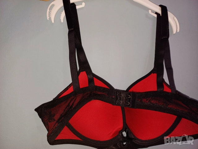 Сутиен Triumph  75 A, снимка 8 - Бельо - 52828697