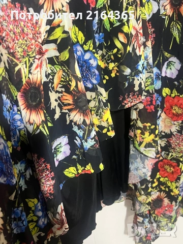 Оригинална рокля на Roberto Cavalli, снимка 2 - Рокли - 53937830