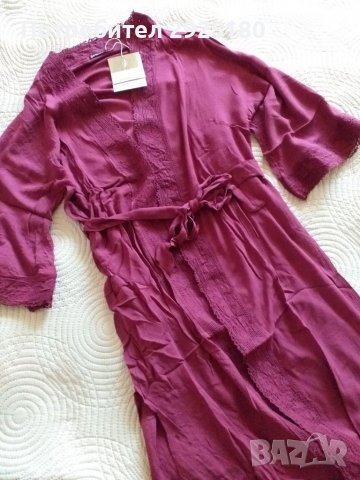 Луксозен халат  Stradivarius, снимка 4 - Бельо - 39476944