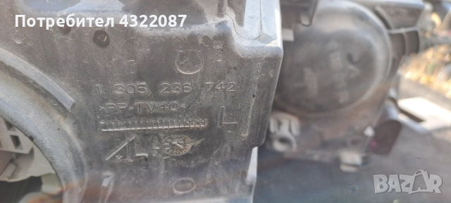 Фар / Фарове Volkswagen Touran II 2011-2015г. 1.6TDI 105к.с, снимка 4 - Части - 51484736