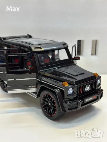 Mercedes Benz G800  Brabus и G63 AMG 1:18 метална кола, снимка 1 - Колекции - 48278203