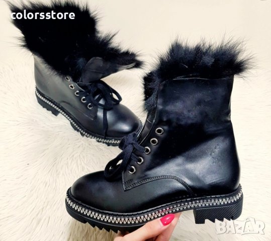 Равни боти - черни с ЕСТЕСТВЕН черен пух - TR35, снимка 3 - Дамски боти - 38597002