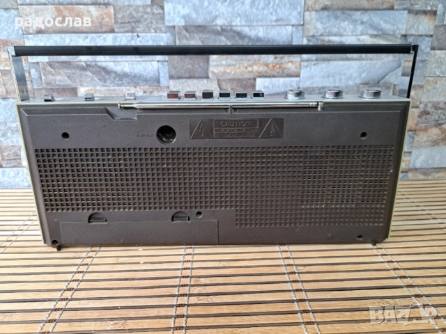 Grundig RR 345, снимка 11 - Радиокасетофони, транзистори - 54366362