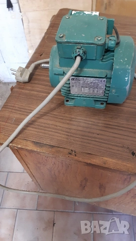 малък монофазен ел.мотор