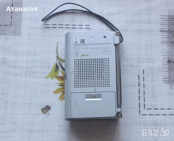 Малко джобно радио Sony, снимка 6 - Радиокасетофони, транзистори - 52774625