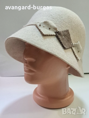 Дамска шапка,вълнен лукс -224 Касторен гонен плат