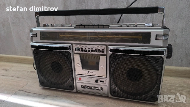 Sharp GF-8585H Винтидж 1978г., снимка 3 - Радиокасетофони, транзистори - 54320384