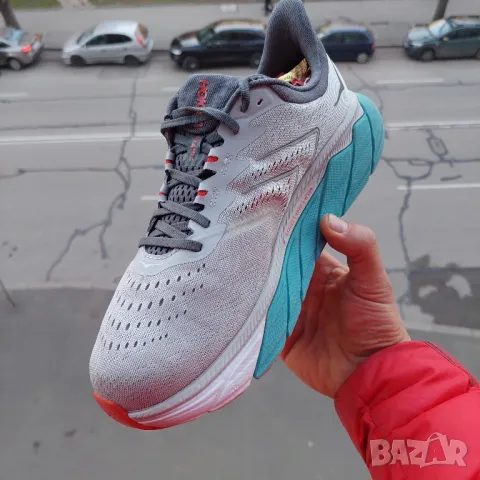 маратонки HOKA Arahi 5 Road  номер 43,5-44, снимка 13 - Маратонки - 45108649