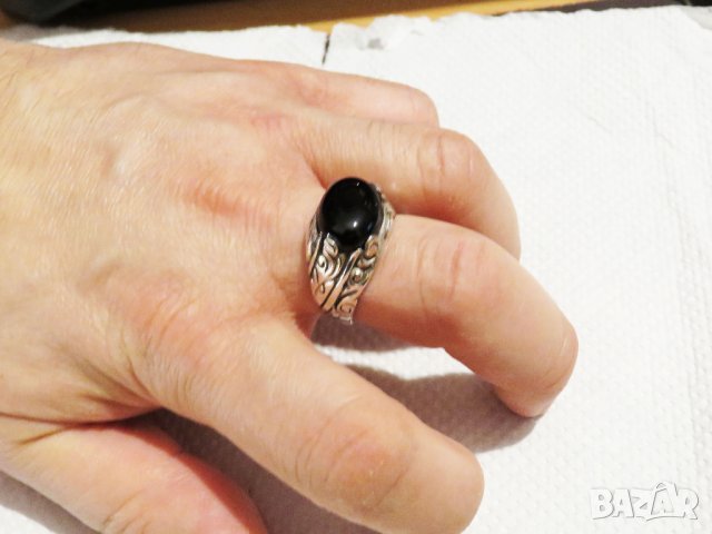 Стар красив мъжки сребърен пръстен с голям красив камък черен оникс и прекрастна изработка, снимка 5 - Пръстени - 31048116