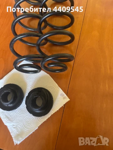Комплект задни пружини с опорни тампони за Ауди А4 В8, снимка 4 - Части - 50507809