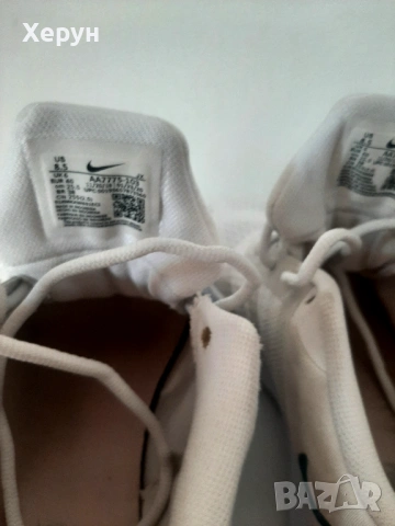 Дамски маратонки Nike, снимка 2 - Маратонки - 54097319