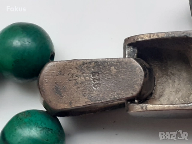 Стар гердан ланец колие от малахит със сребърен кръст, снимка 2 - Антикварни и старинни предмети - 54070694