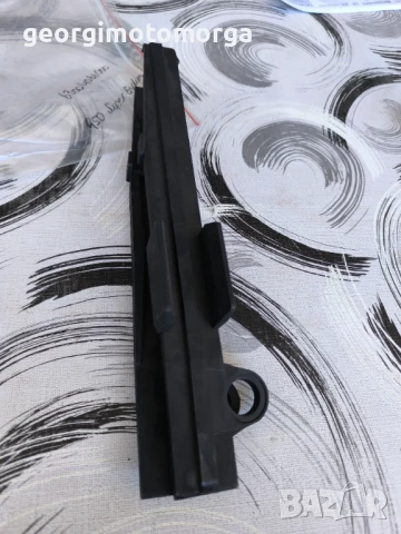 Ktm чисто нов плъзгач за верига, снимка 4 - Мотоциклети и мототехника - 51350986