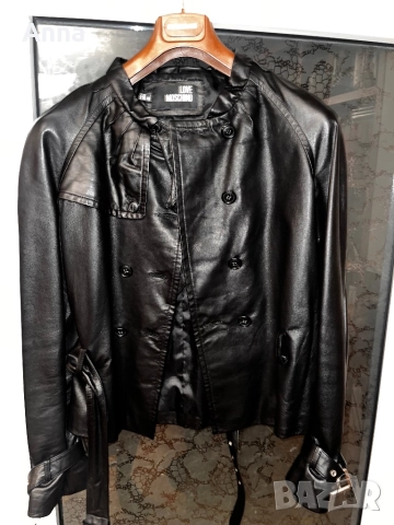 Черно кожено яке Moschino