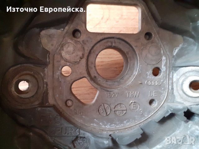 Махагонов-кожа волан за Audi, снимка 2 - Части - 31550140