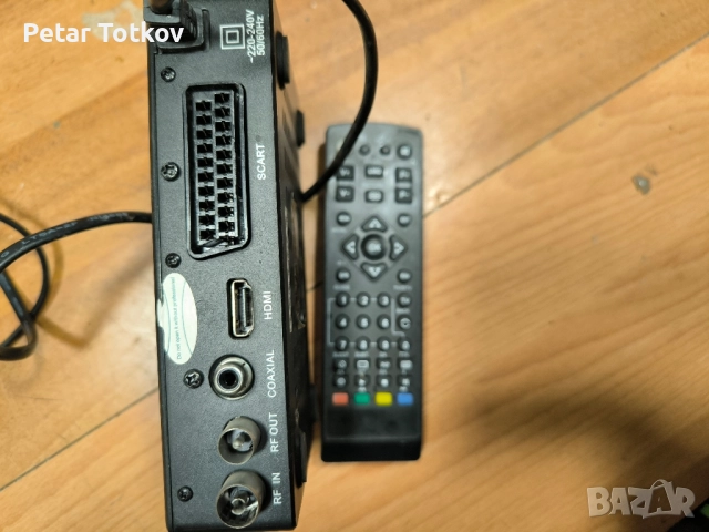 Ефирен приемник за цифрова телевизия , снимка 2 - Приемници и антени - 52318752