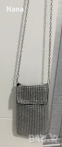 Чантичка за телефон 10€