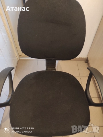 Продавам офис стол , снимка 3 - Столове - 52578595