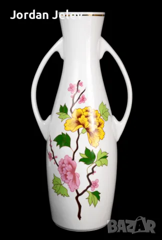 Голяма ваза от Hollohaza Hungary.