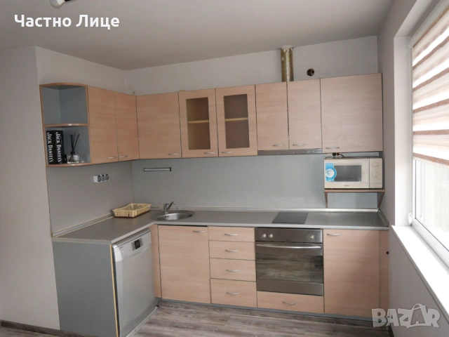 Къща в гр.Аксаково с РЗП 210 кв.м., снимка 4 - Къщи - 53922681