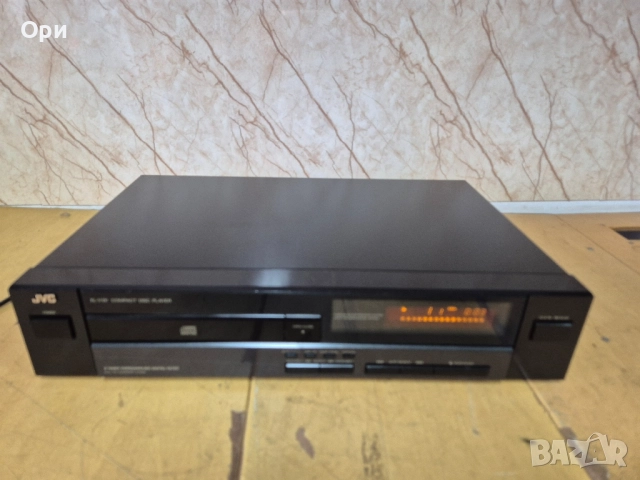 СД плеър JVC XL-V131BK, снимка 3 - Ресийвъри, усилватели, смесителни пултове - 50930300