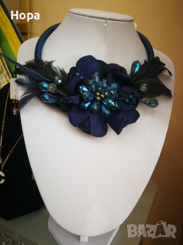 Колиета, снимка 3 - Колиета, медальони, синджири - 16861876