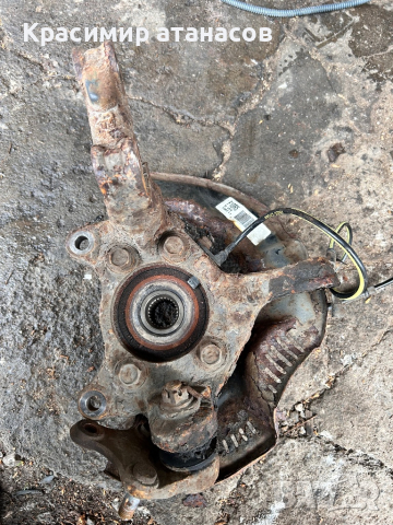 Шенкел главина предна десен  за Тойота Аурис.2007-2012г, снимка 8 - Части - 44673375