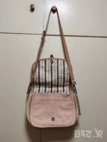 Дамска чантичка ESPRIT. , снимка 3 - Чанти - 51956272