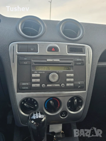 Ford Fusion 1.6 TDCi, снимка 10 - Автомобили и джипове - 53998797