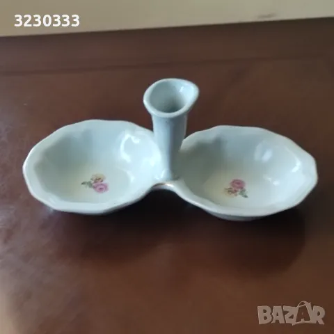 Порцеланова солница, снимка 3 - Аксесоари за кухня - 49657360