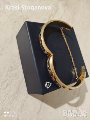 Дамска Гривна в Златист Цвят с Дизайн , снимка 9 - Гривни - 38976194
