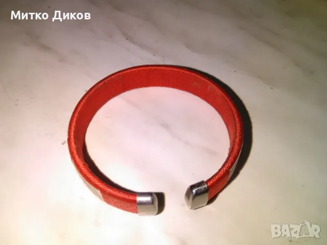 Верижка гривна нова маркова на Адидас промазан плат и метал, снимка 6 - Гривни - 48299404