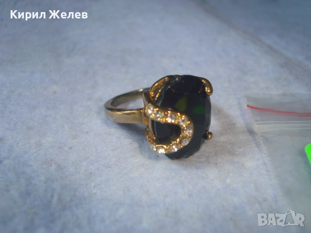 ЗЛАТИСТ СКЪПОЦЕНЕН с ИНКРУСТИРАНИ ЦИРКОНИ и ГОЛЯМ ФАСЕТИРАН ЧЕРЕН ОНИКС АРТ ПРЪСТЕН 3333, снимка 13 - Антикварни и старинни предмети - 36422343