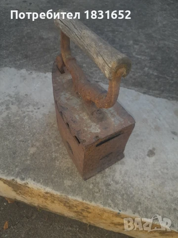 Стара ютия на жар, снимка 4 - Антикварни и старинни предмети - 50689626