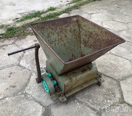 Мелачка за грозде