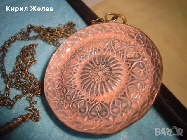 СТАРИННА БРОНЗОВА СКЪПОЦЕННА ВИНТИДЖ ОГЪРЛИЦА с ИСКРЯЩИ ФАСЕТИРАНИ БОХЕМСКИ КРИСТАЛИ АРТ ДЕКО 26925, снимка 11 - Антикварни и старинни предмети - 34896277