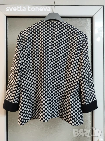 Елегантно тъмносиньо сако на бели точки, снимка 2 - Сака - 50544697