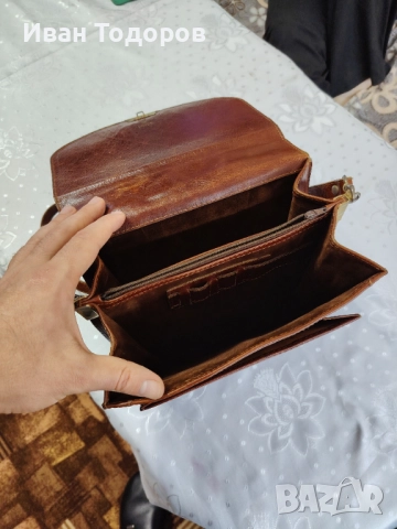 Мъжка чанта, снимка 5 - Чанти - 52950219